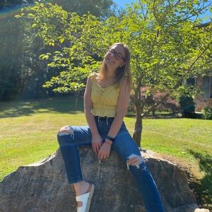 Meet your Posher, Ashley